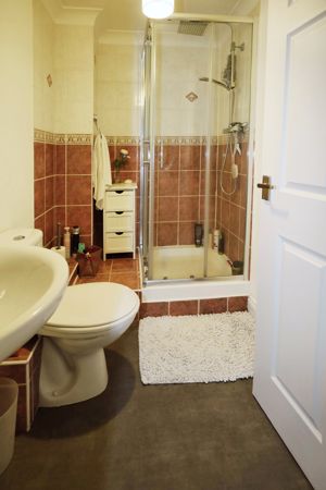 Photo 4- click for photo gallery